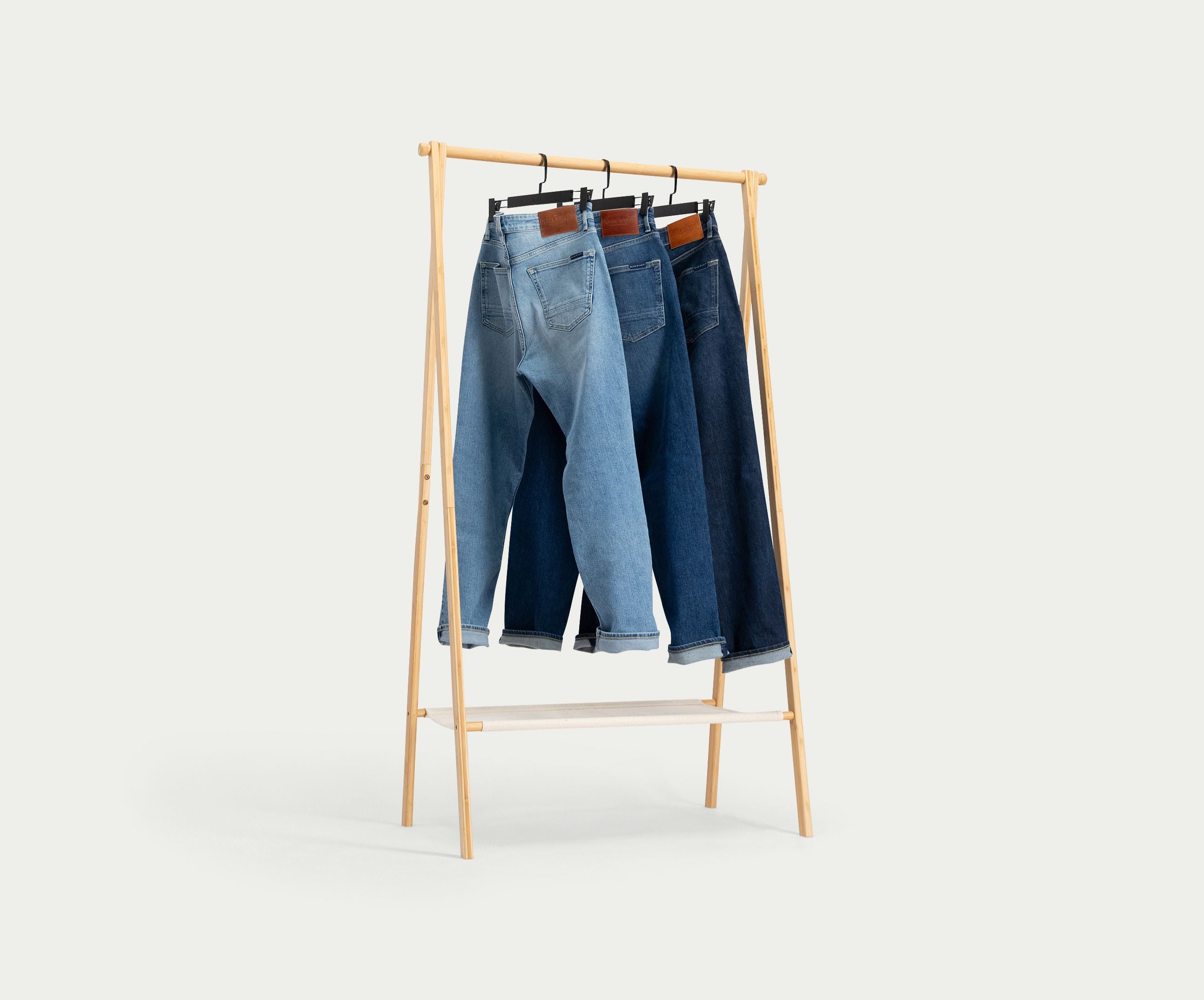 BlueRivetJeans_The_n01_Straight_collection_image_8.jpg