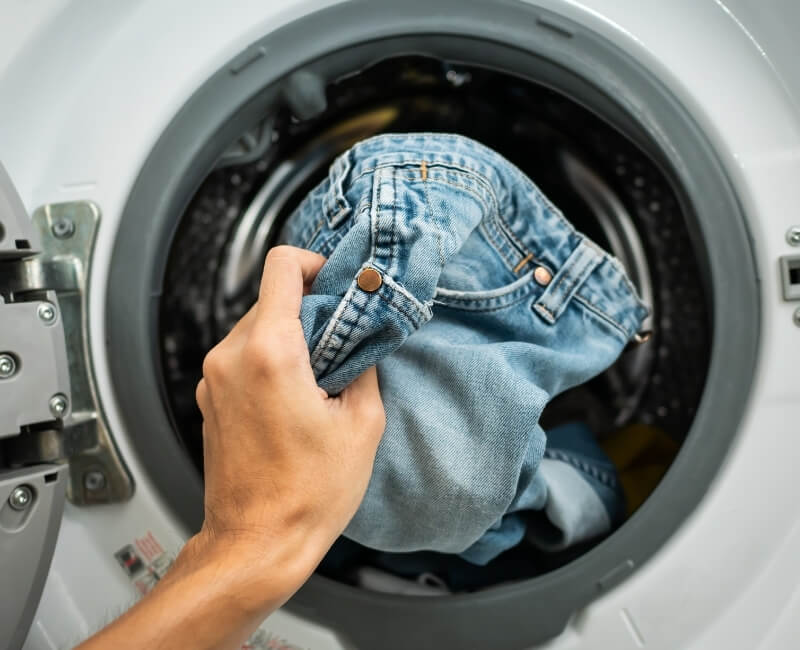 Spijkerbroek wassen