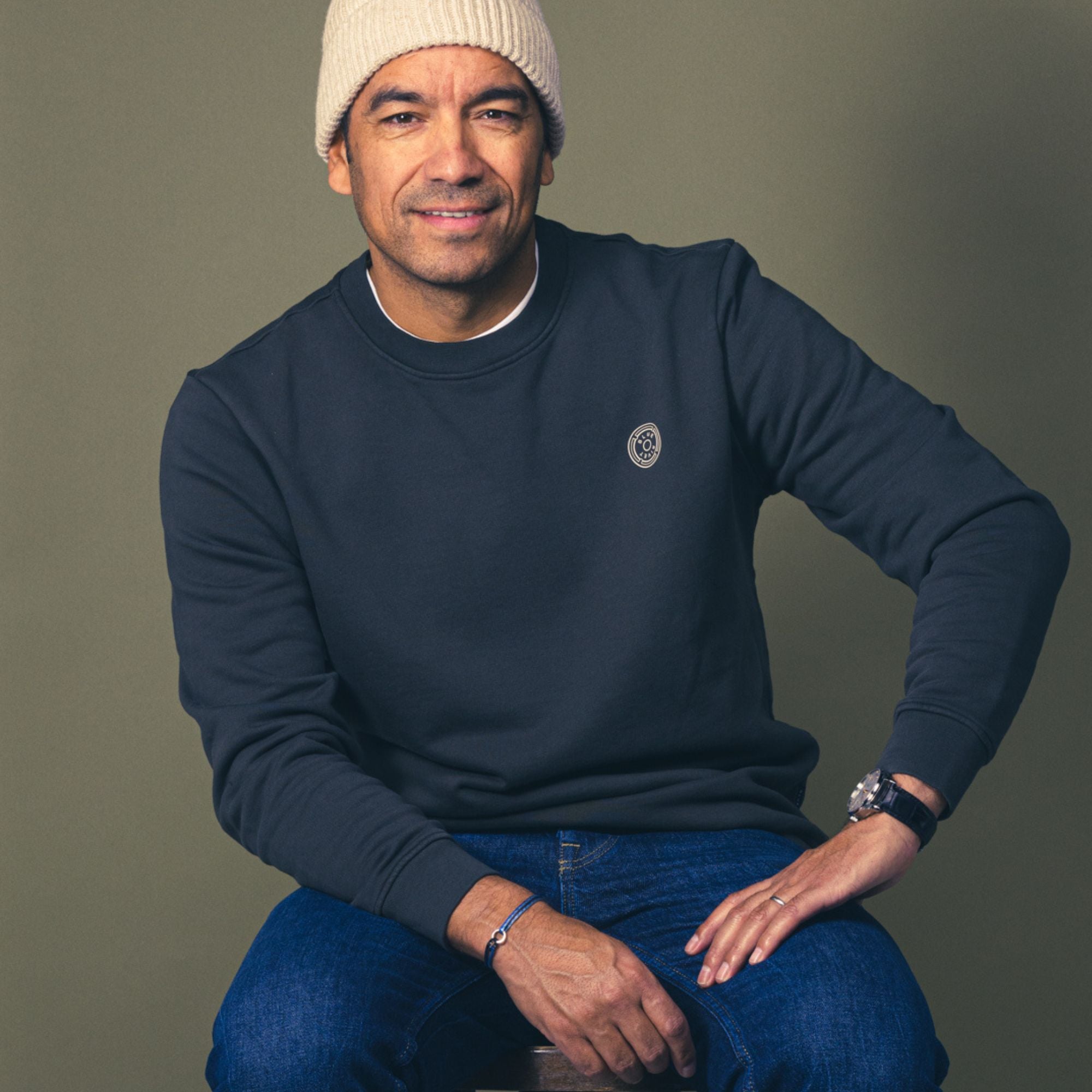 Blue_Rivet_Jeans_Slim_Dark_Indigo_campaign.jpg